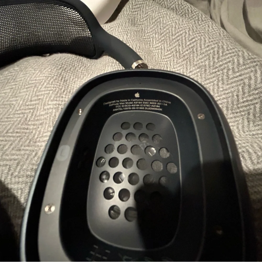Airpods max midnight